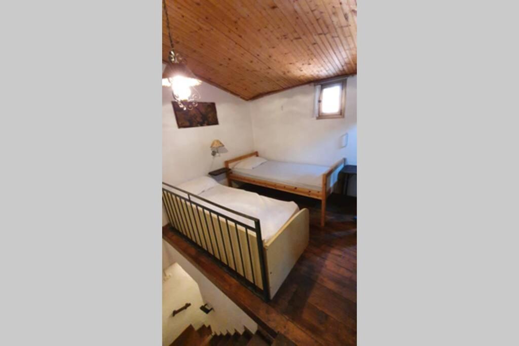 Casa Vacanza Pegrini Nel Centro Storico Di Гави Экстерьер фото
