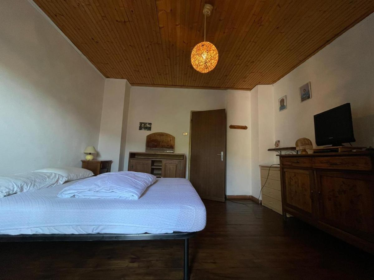 Casa Vacanza Pegrini Nel Centro Storico Di Гави Экстерьер фото