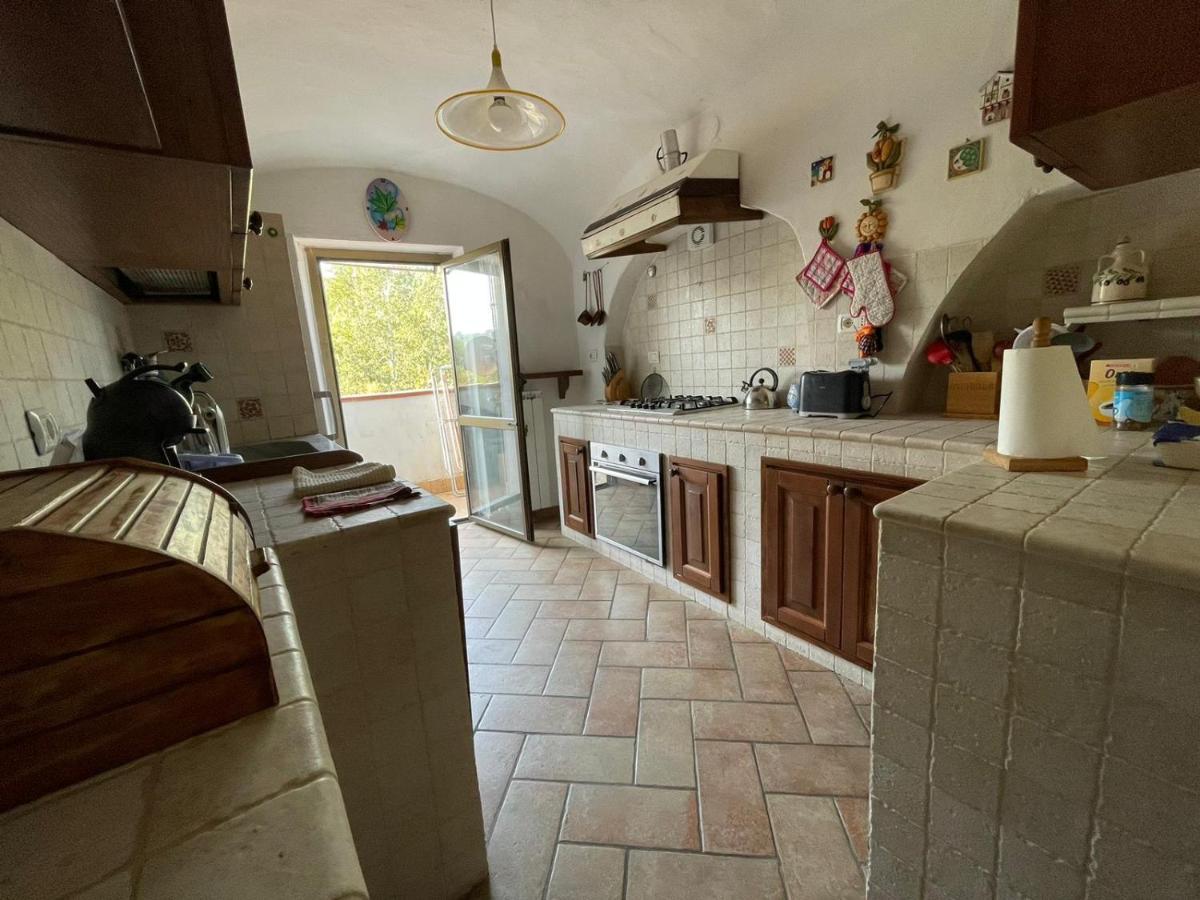 Casa Vacanza Pegrini Nel Centro Storico Di Гави Экстерьер фото