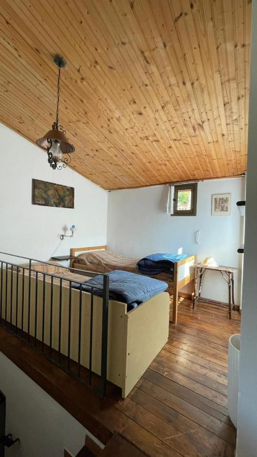 Casa Vacanza Pegrini Nel Centro Storico Di Гави Экстерьер фото